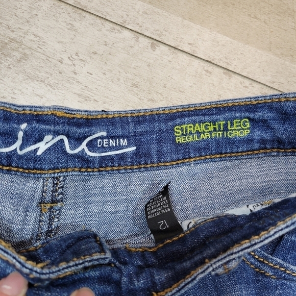 INC Straight Leg Cropped Distressed Jeans Size 12 - Picture 3 of 9